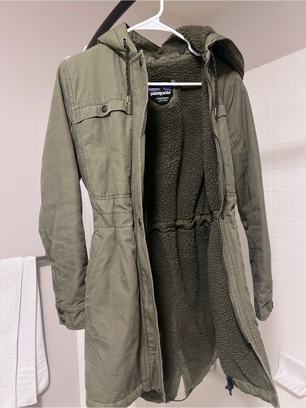 Patagonia Women's Hooded Sherpa-Lined Parka in Olive